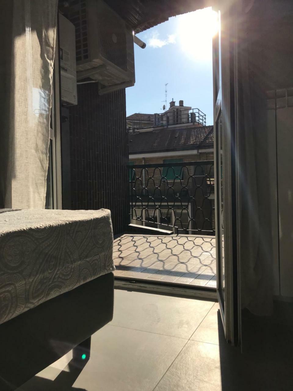 Joy Rooms Milan Exterior photo
